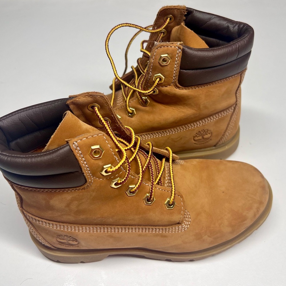 Timberland Women's boots Sz 6